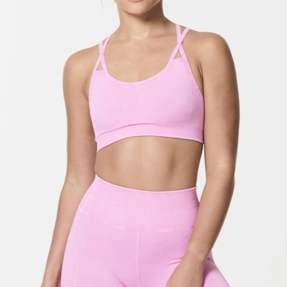 Nux Active MINERAL LEVITATE BRA in Pink - Medium
